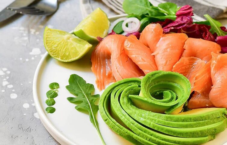 hal zöldségekkel a ketogén étrendhez